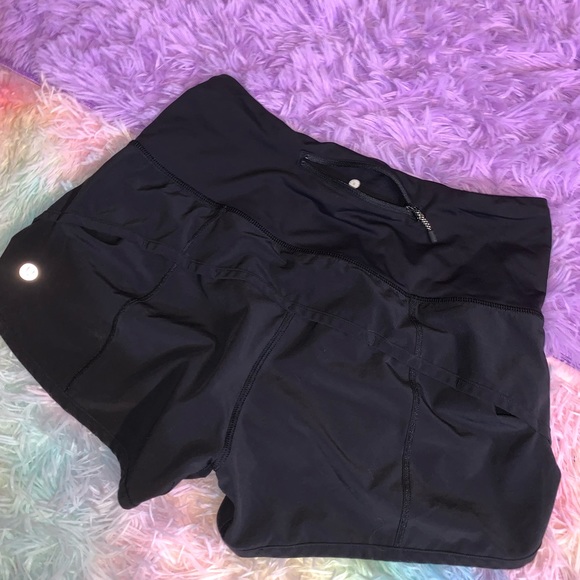 Lululemon shorts - Picture 6 of 7